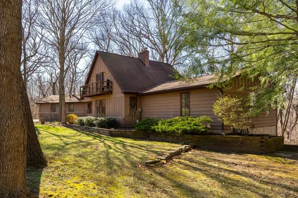 $395,000 | 1935 Deerfield Road, Princeton, IL 61356