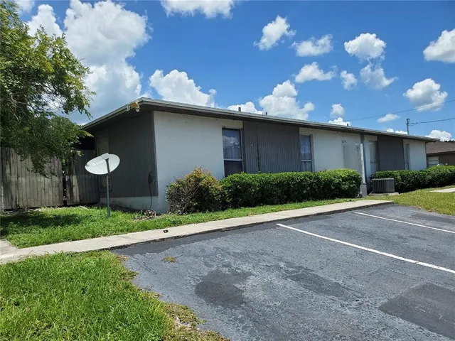 $1,100 | 5375 Southeast 29th Place, Unit B, Ocala, FL 34480