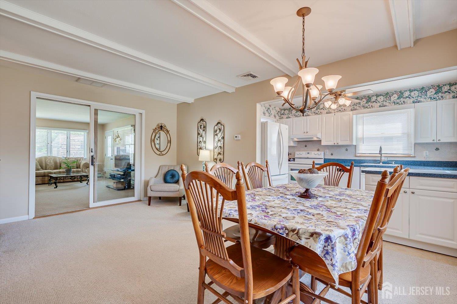 30 Walnut Street Edison, NJ 08817 - Photo 8 of 45