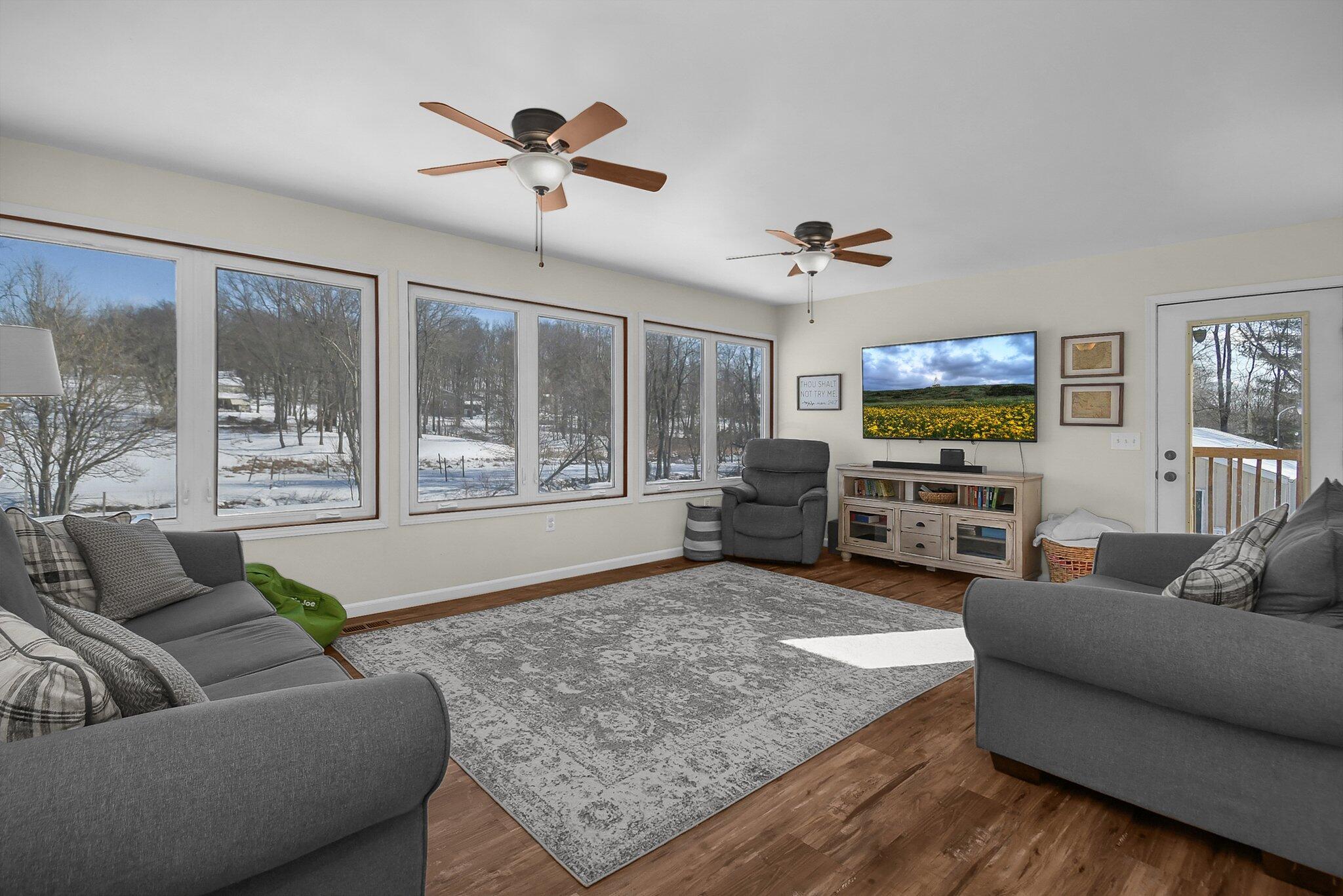 6270 Welsh Road Nashport, OH 43830 - Photo 18 of 49 Fam room overlooks back yard!
