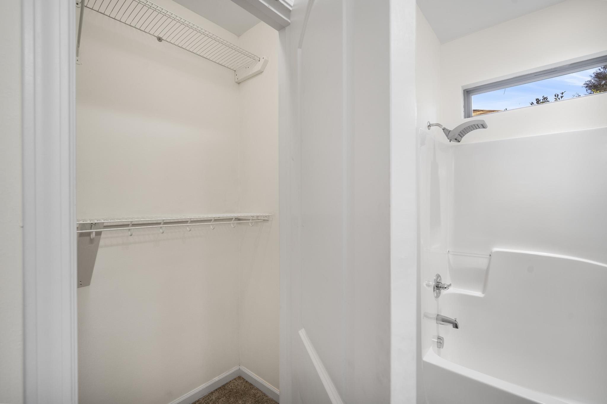 10536 Orkney Way Daphne, AL 36527 - Photo 12 of 24 Bathroom