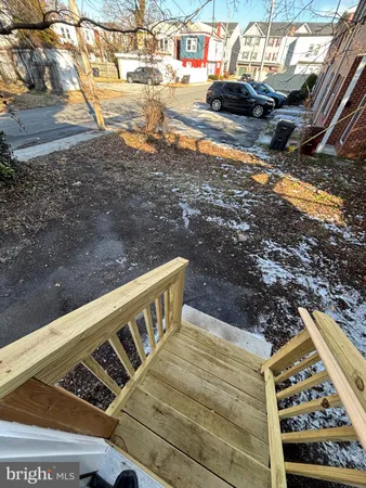 a view of an outdoor space