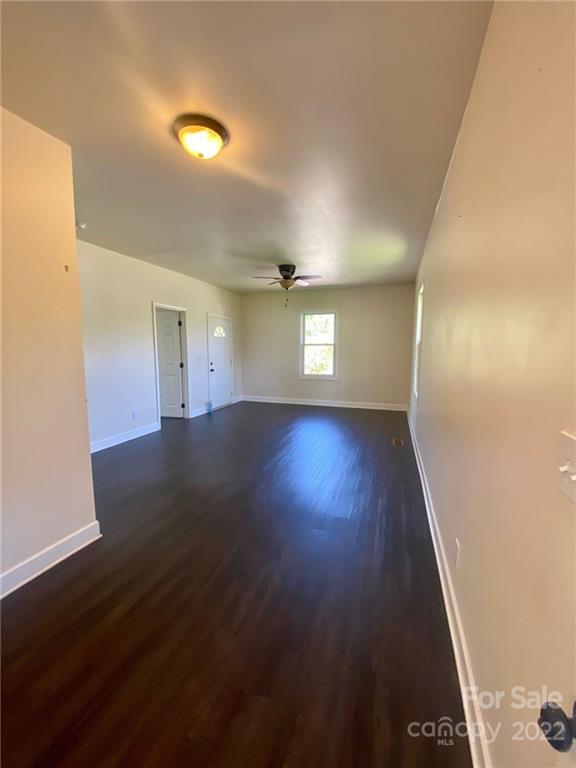 5 Ridge Street Marion, NC 28752 - Photo 5 of 8 Gallery Image 5