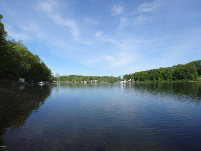 5775 Head Lake Road Hastings, MI 49058 - Photo 36 of 50 20180524132310366640000000-o