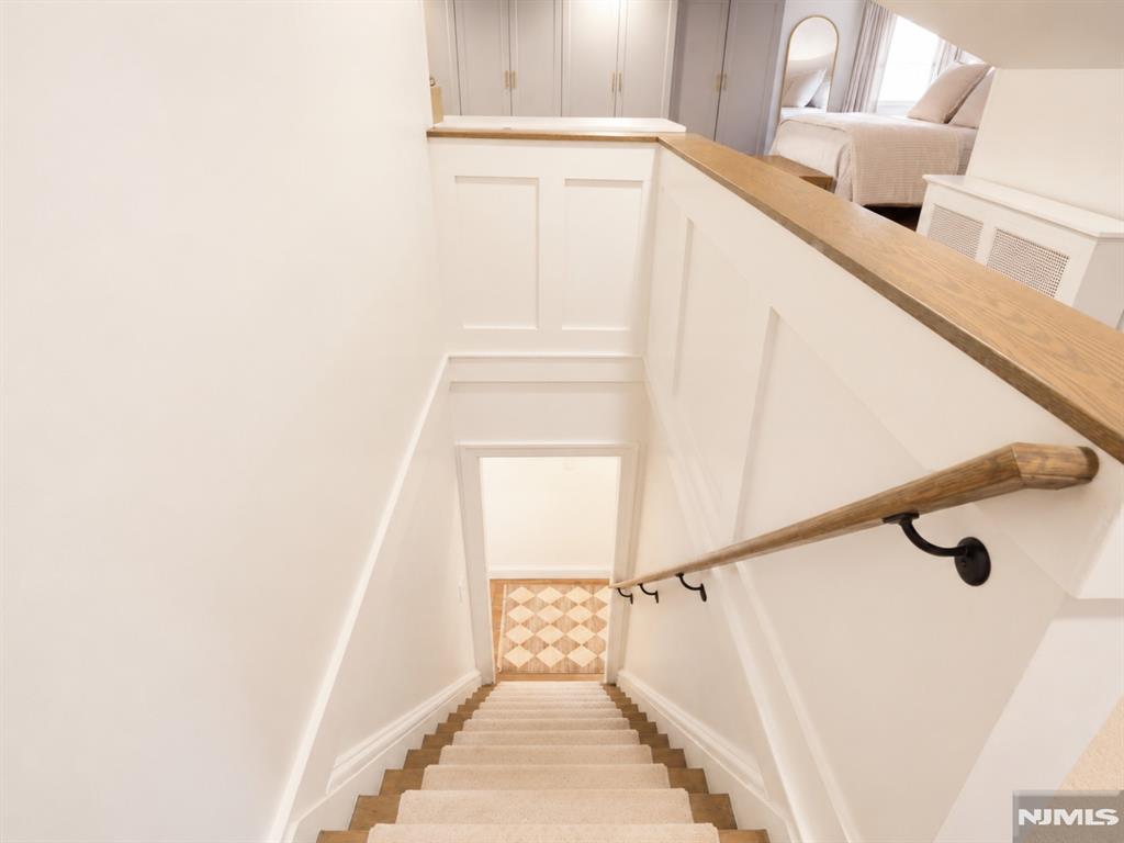 19 Long Avenue Mahwah, NJ 07430 - Photo 24 of 36