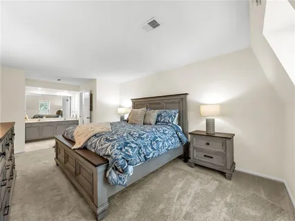 $265,000 | 6634 West 109th Street, Unit F, Overland Park, KS 66211