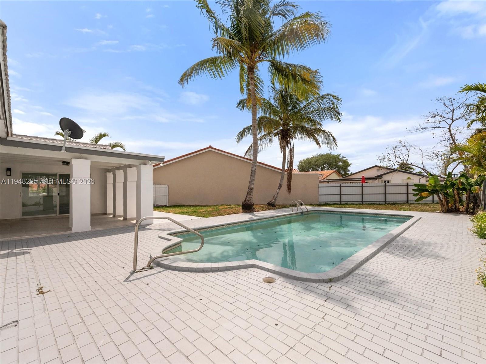 13841 Southwest 17th Terrace Miami, FL 33175 - Photo 30 of 31 a view of a backyard