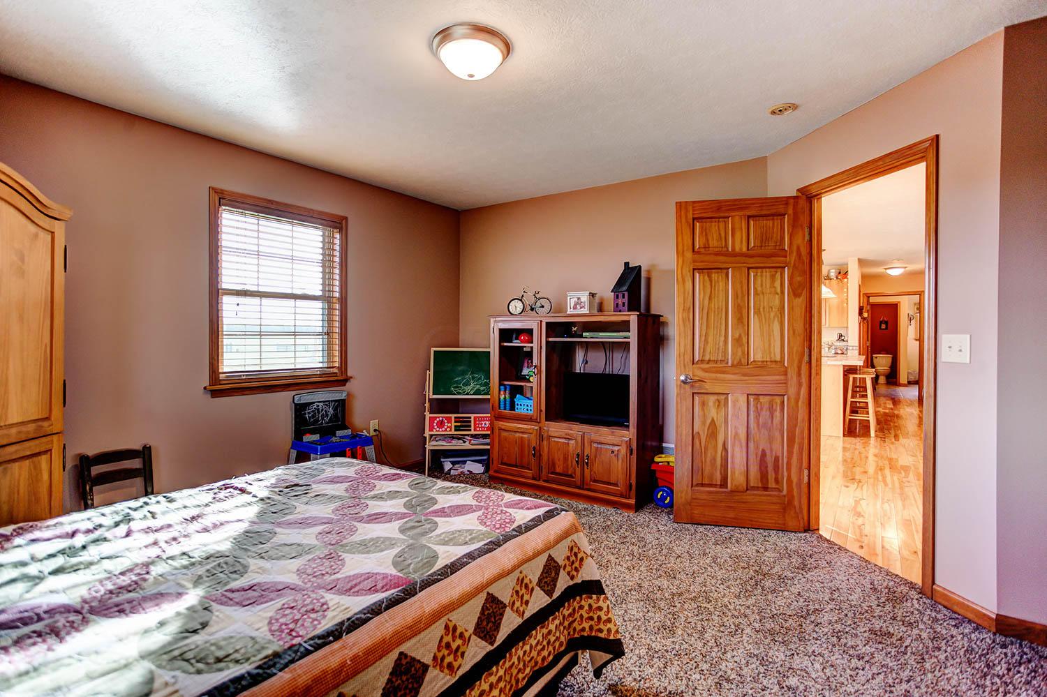 6809 Julian Road Southwest Amanda, OH 43102 - Photo 26 of 45