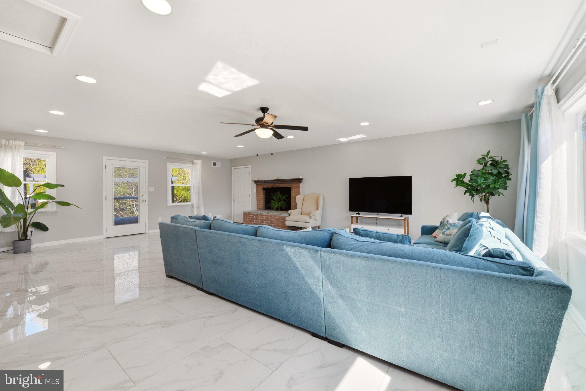 2311 Spencer Road Silver Spring, MD 20910 - Photo 12 of 36 Spacious, sunlit living area awaits.