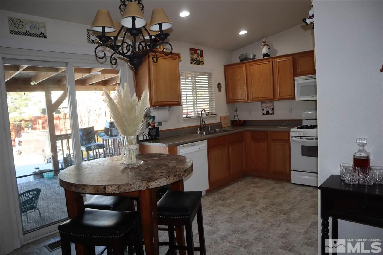 18241 Pin Oak Court Reno, NV 89508 - Photo 8 of 28 Photo 8