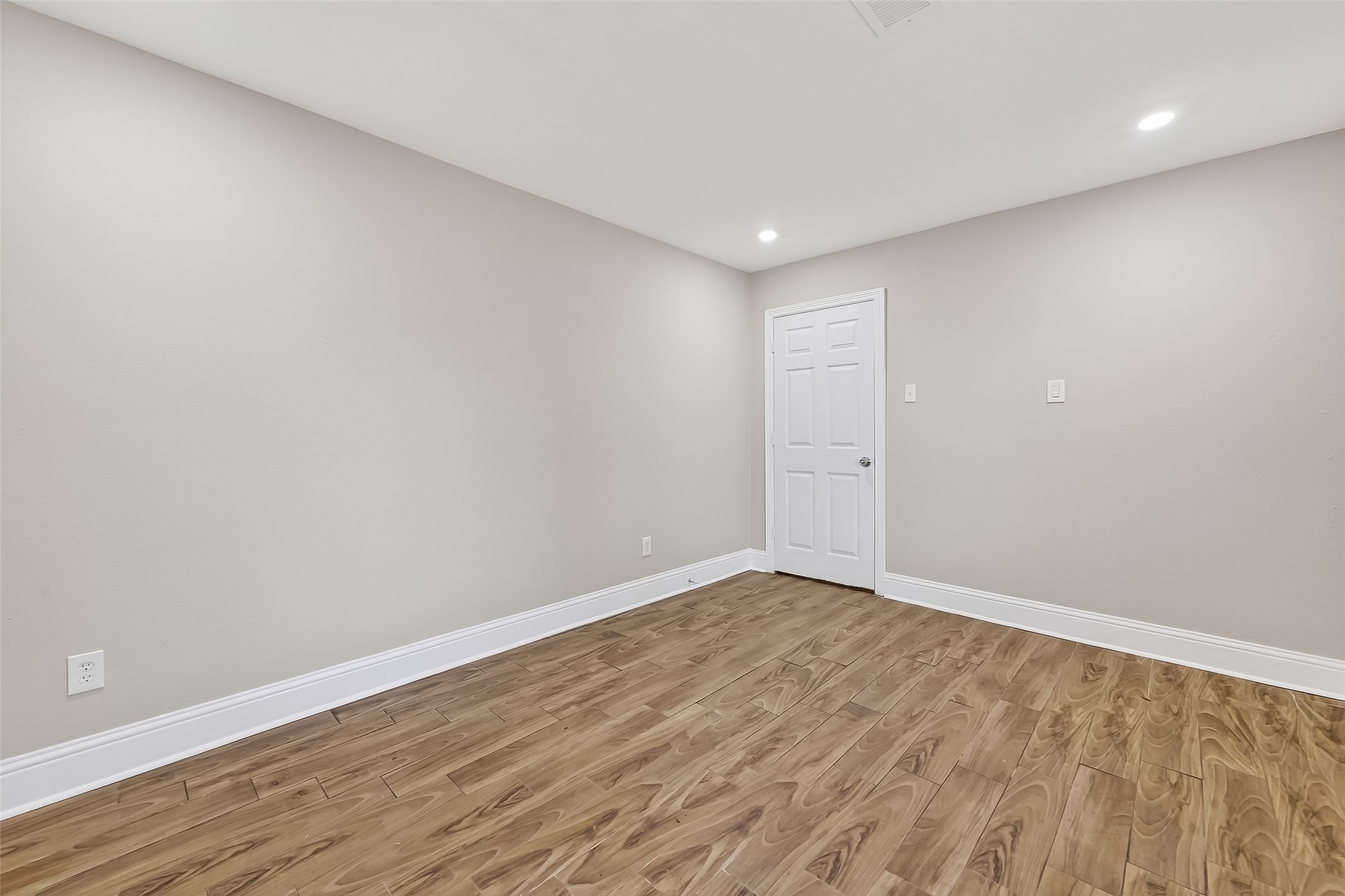 11107 Cedarview Lane Houston, TX 77041 - Photo 11 of 39