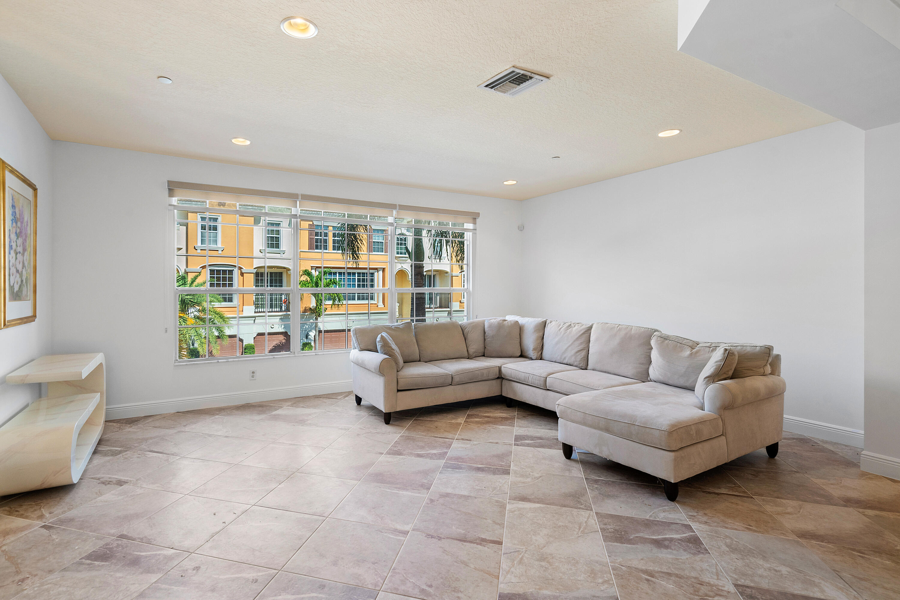 5640 Northeast Trieste Way Boca Raton, FL 33487 - Photo 8 of 40 008-5640NortheastTriesteWay-BocaRaton-FL