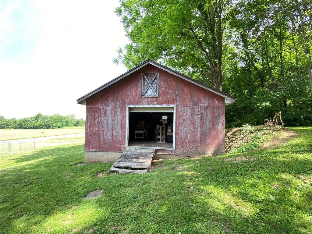 6111 Highway 41 Rosedale, IN 47874 - Photo 20 of 32