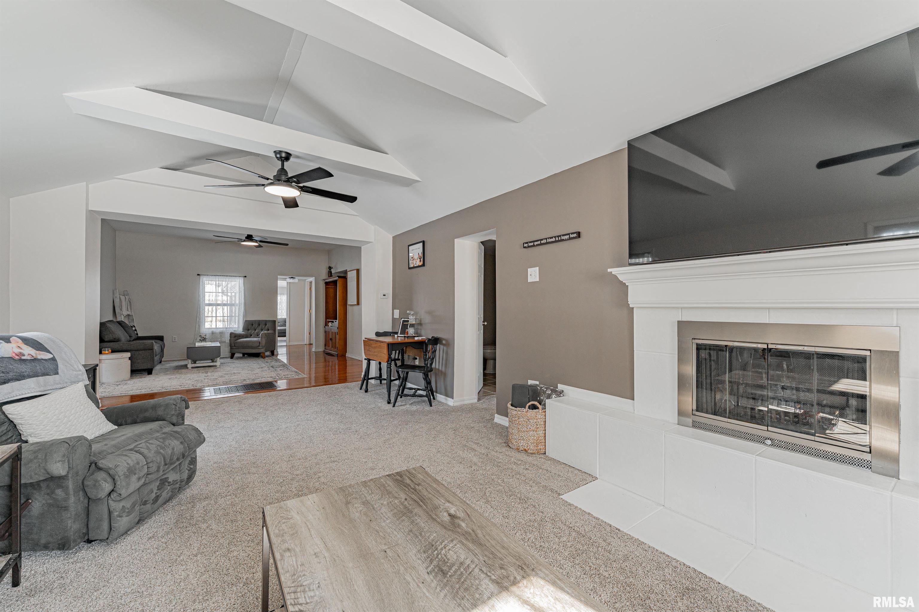 1528 Forest Hills Road Lincoln, IL 62656 - Photo 12 of 42