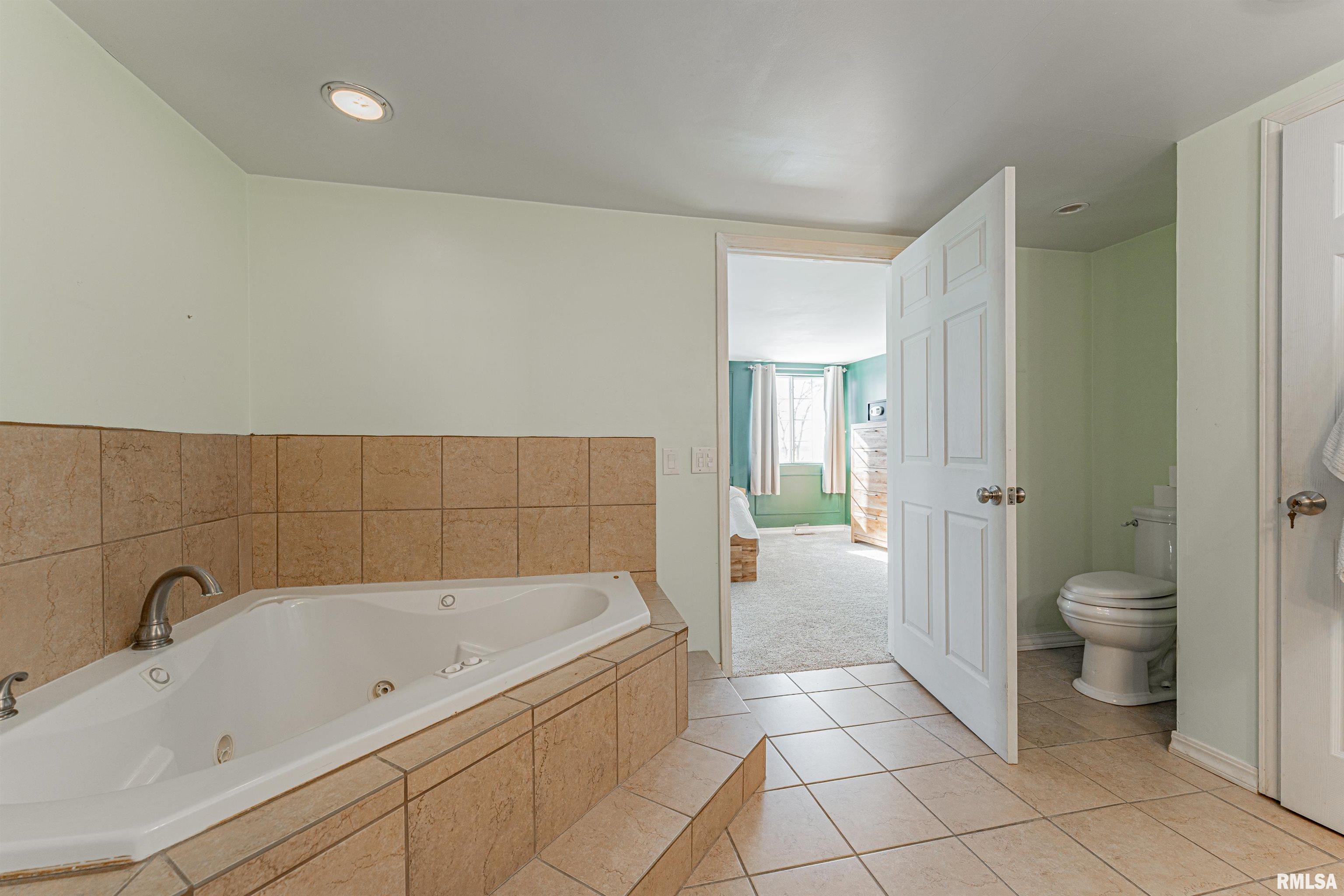 1528 Forest Hills Road Lincoln, IL 62656 - Photo 23 of 45