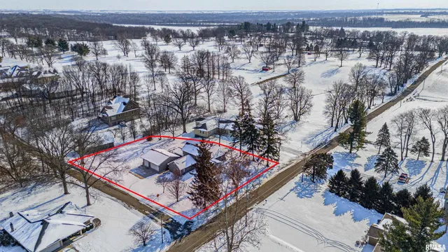 $375,000 | 1528 Forest Hills Road, Lincoln, IL 62656