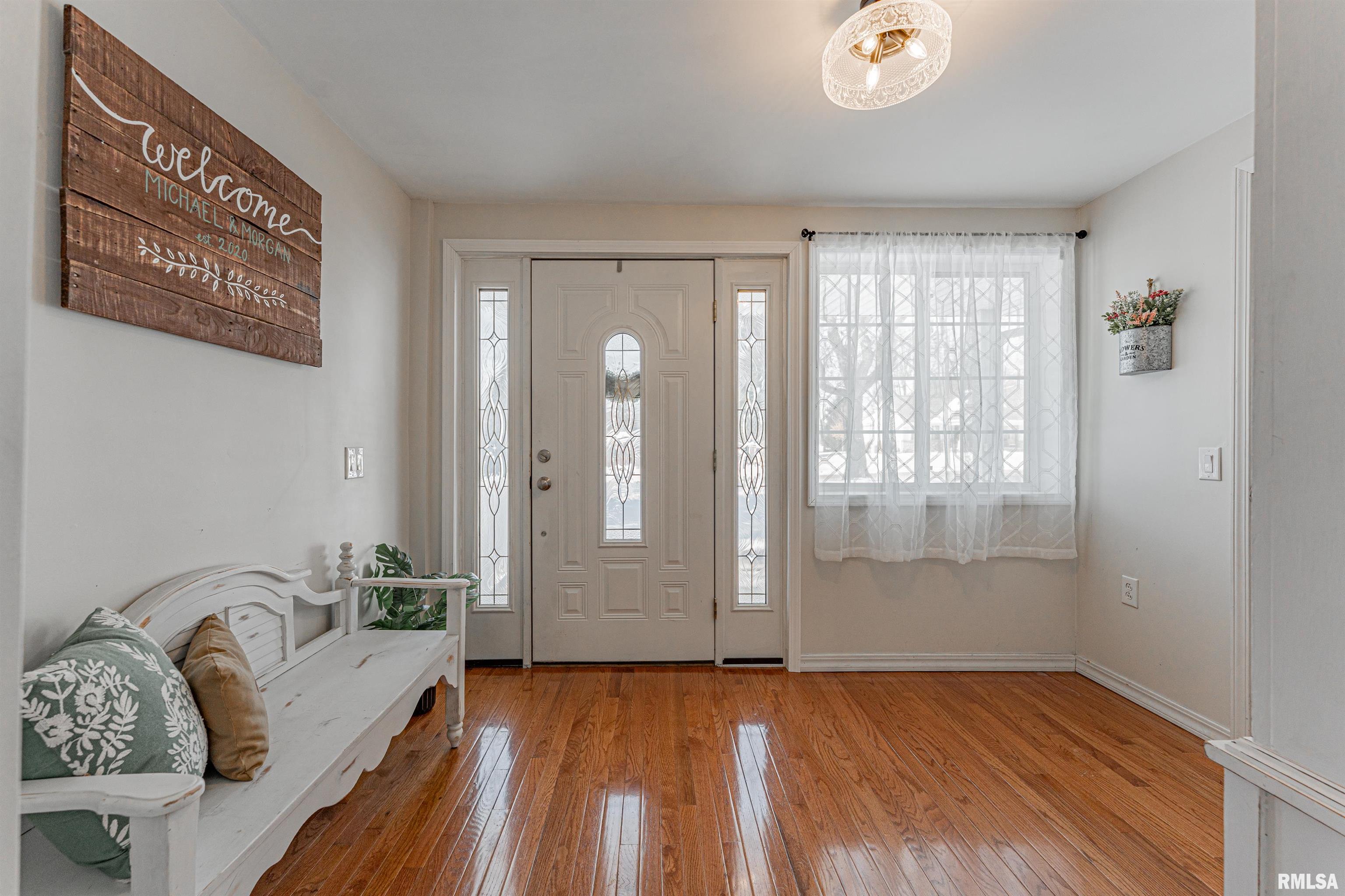 1528 Forest Hills Road Lincoln, IL 62656 - Photo 9 of 45