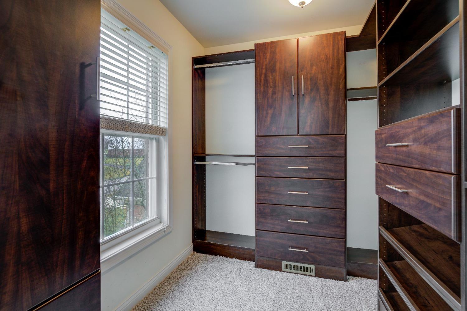 5039 Midfield Road Cincinnati, OH 45244 - Photo 18 of 37 Gallery Image 18