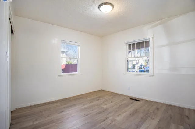 $4,200 | 60 Maitland Drive, Alameda, CA 94502