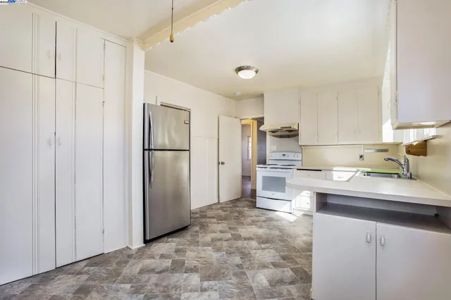 $4,200 | 60 Maitland Drive, Alameda, CA 94502