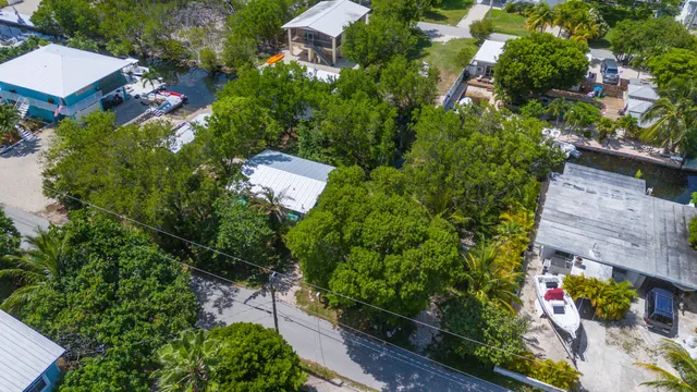 $698,000 | 30881 Witters Lane, Big Pine Key, FL 33043