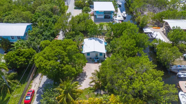 $698,000 | 30881 Witters Lane, Big Pine Key, FL 33043
