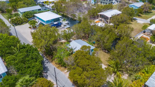 $698,000 | 30881 Witters Lane, Big Pine Key, FL 33043