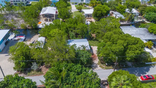 $698,000 | 30881 Witters Lane, Big Pine Key, FL 33043