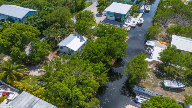 $698,000 | 30881 Witters Lane, Big Pine Key, FL 33043