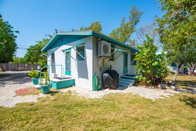 $698,000 | 30881 Witters Lane, Big Pine Key, FL 33043