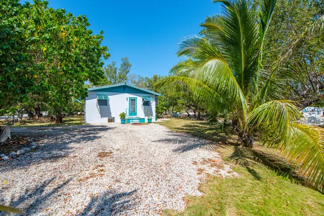 $698,000 | 30881 Witters Lane, Big Pine Key, FL 33043