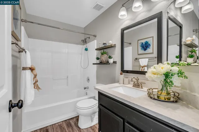 $949,000 | 407 Daybreak Court, San Ramon, CA 94583