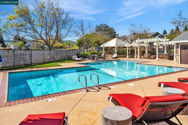 $949,000 | 407 Daybreak Court, San Ramon, CA 94583