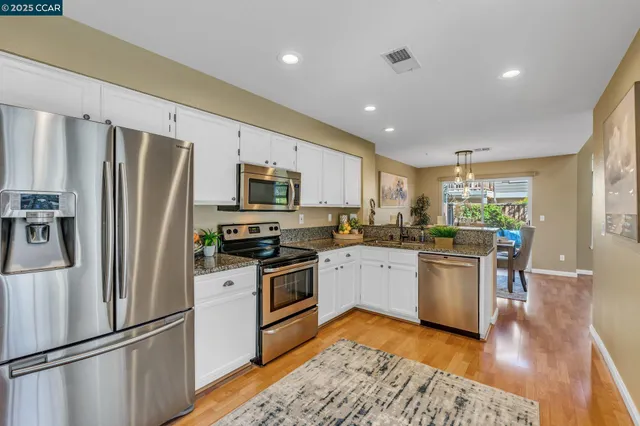 $949,000 | 407 Daybreak Court, San Ramon, CA 94583