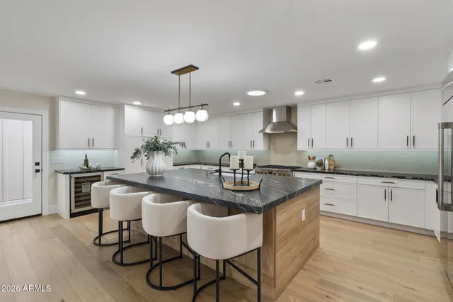 $2,200,000 | 1413 East San Miguel Avenue, Phoenix, AZ 85014