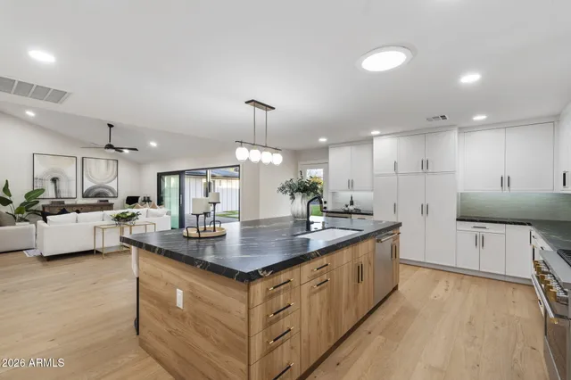 $2,200,000 | 1413 East San Miguel Avenue, Phoenix, AZ 85014