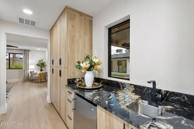 $2,200,000 | 1413 East San Miguel Avenue, Phoenix, AZ 85014