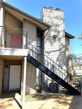 $106,000 | 1600 Pecan Chase Circle, Unit 6, Arlington, TX 76012
