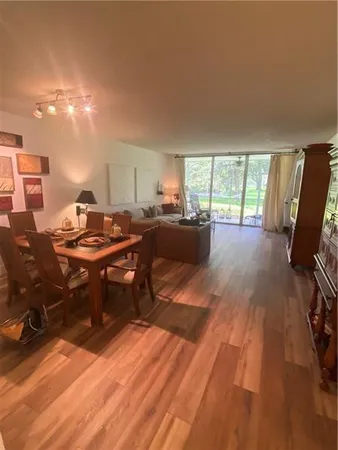 $3,200 | 4280 Oaks Terrace, Unit 101, Pompano Beach, FL 33069