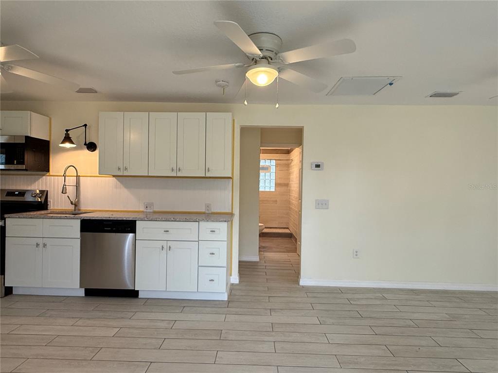 302 Adele Street Edgewater, FL 32132 - Photo 7 of 37