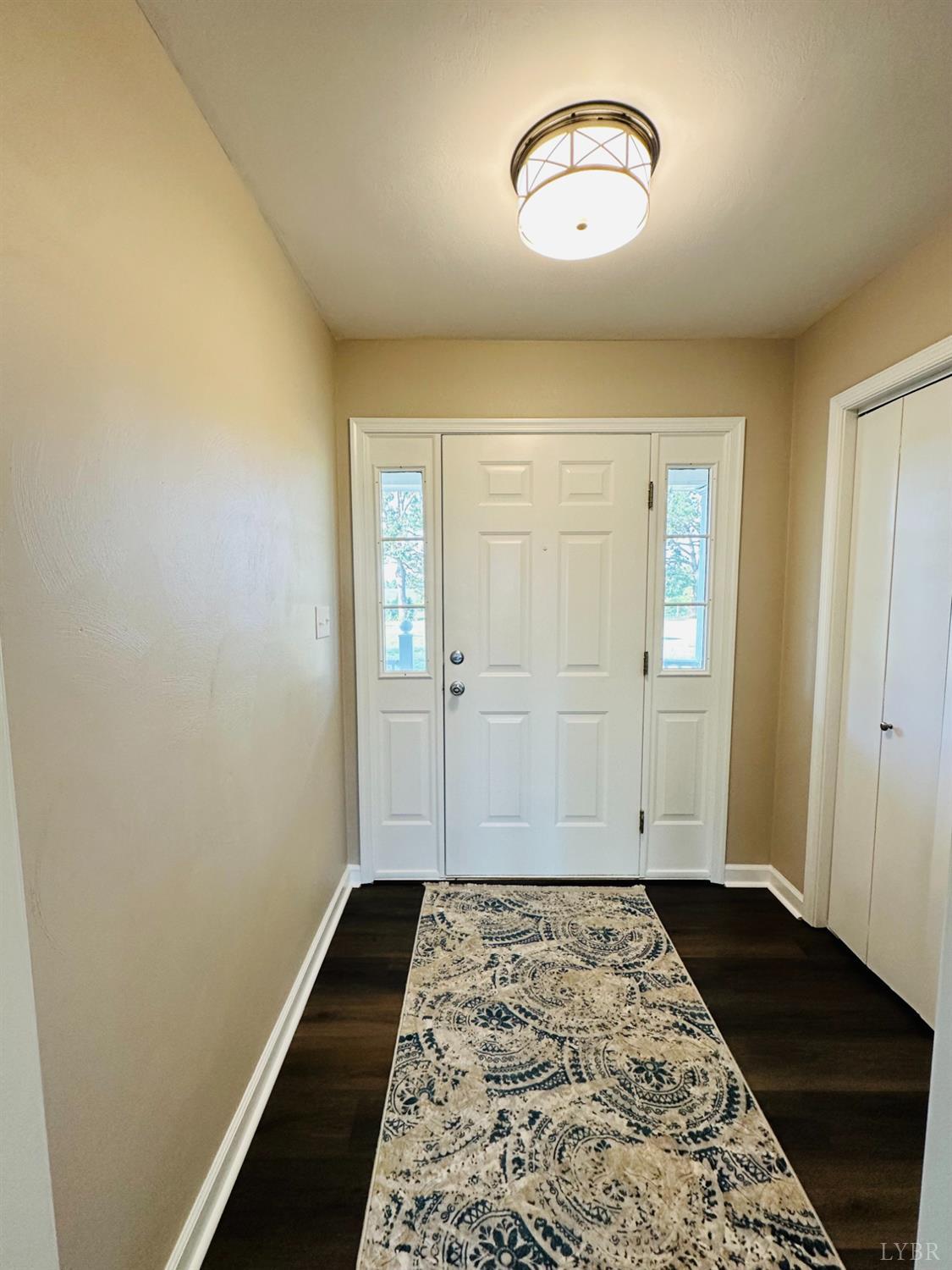 1321 Scenic View Road Moneta, VA 24121 - Photo 4 of 56 Gallery Image 4