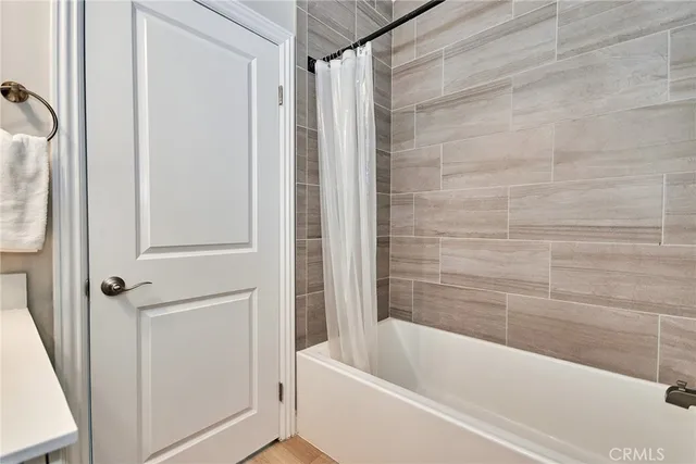 a bathroom with a bathtub