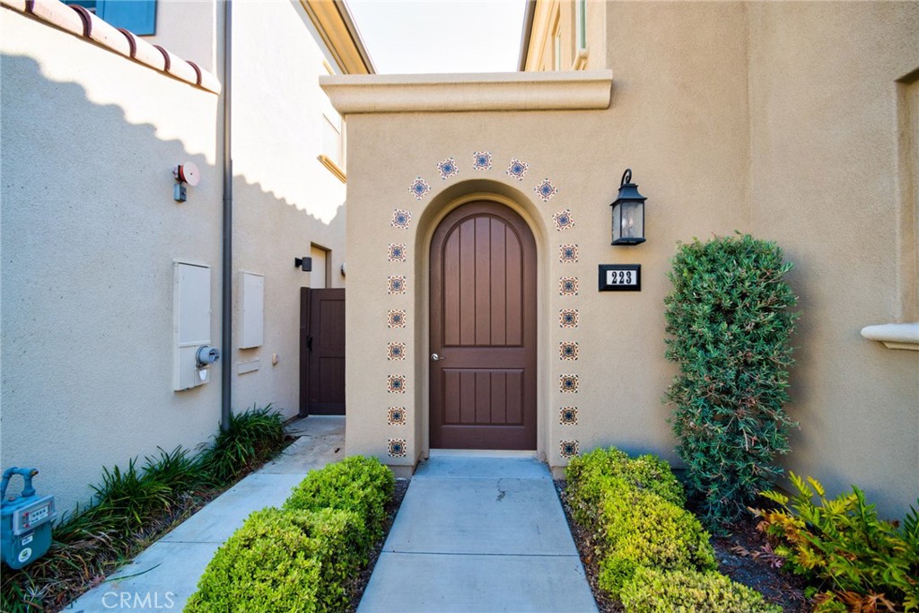 223 Gaspar Irvine, CA 92618 - Photo 3 of 52