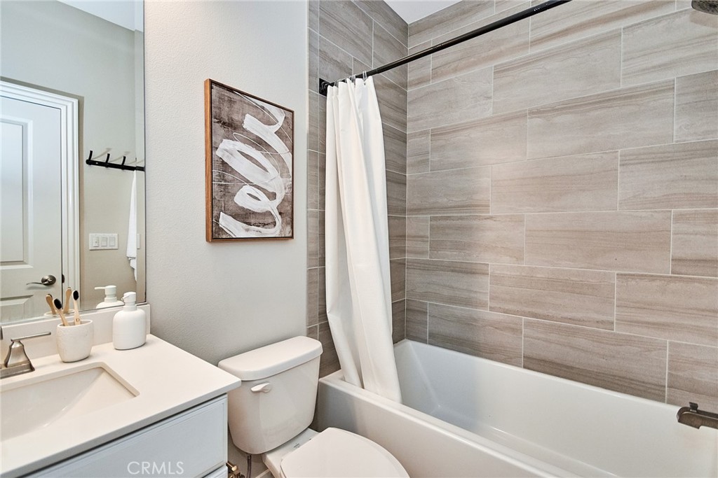 223 Gaspar Irvine, CA 92618 - Photo 32 of 52