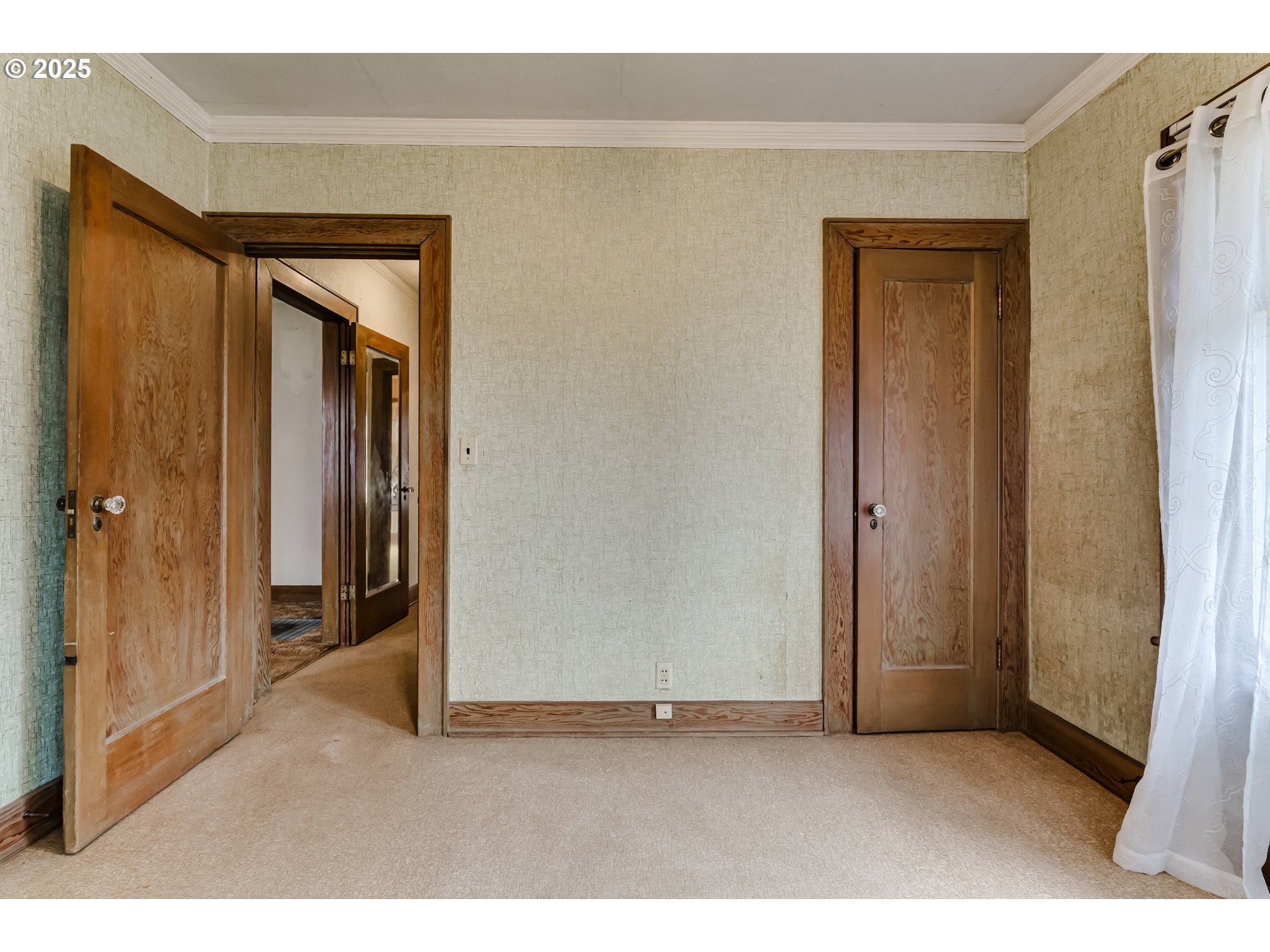 835 Maple Street Junction City, OR 97448 - Photo 16 of 29 a view of an empty room