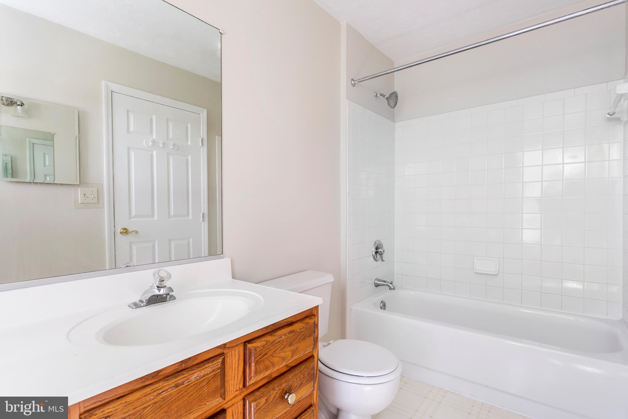 10821 Meadowlea Road Owings Mills, MD 21117 - Photo 20 of 25 Hallway Bathroom