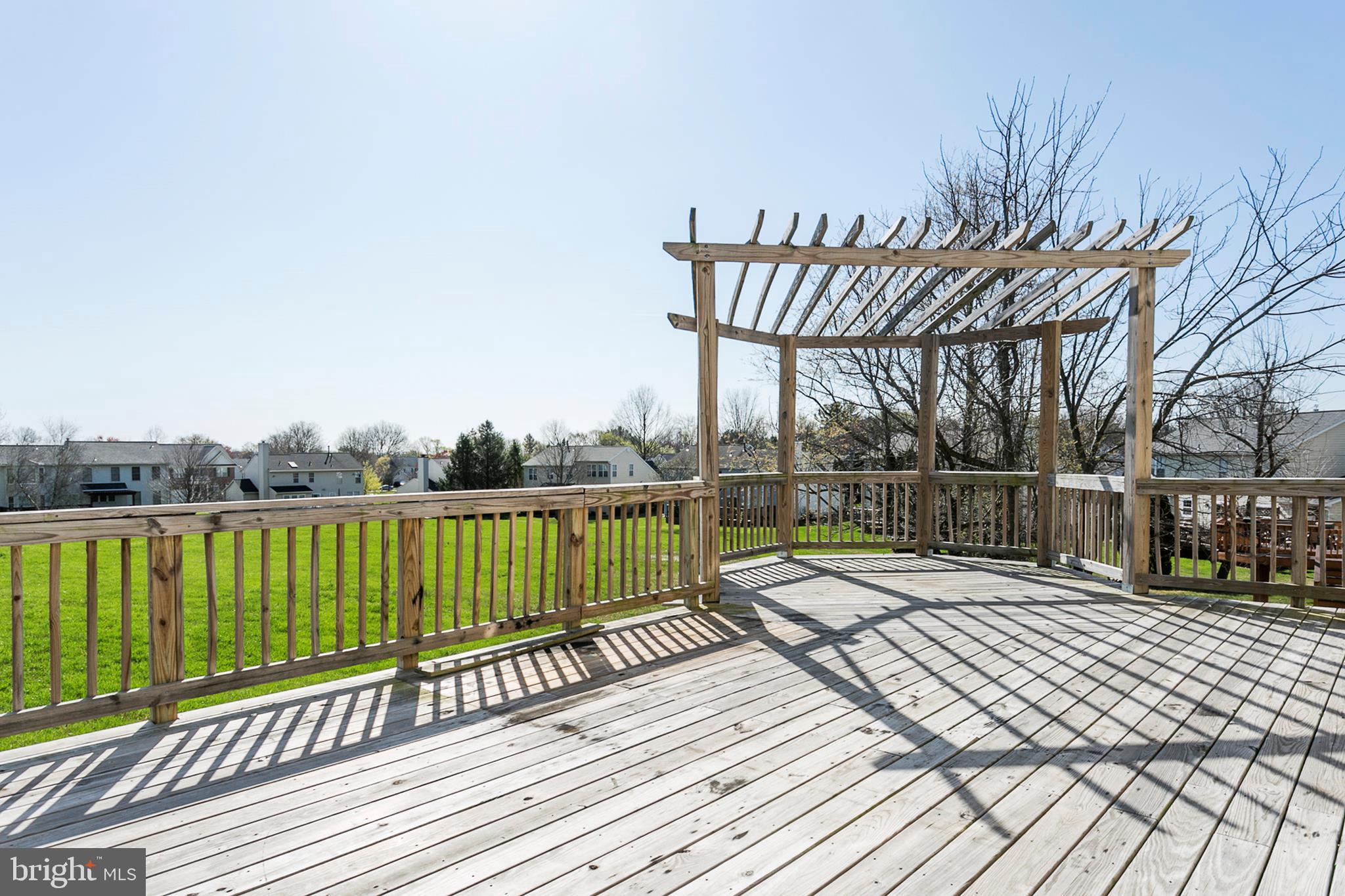 10821 Meadowlea Road Owings Mills, MD 21117 - Photo 23 of 25 Deck
