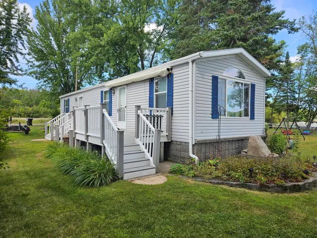 $250,000 | 10272 Lakeside Drive, Finlayson, MN 55735