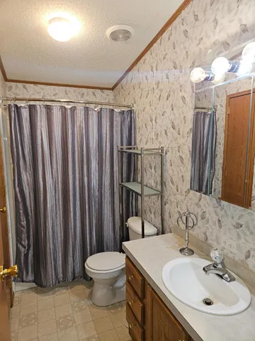 $250,000 | 10272 Lakeside Drive, Finlayson, MN 55735