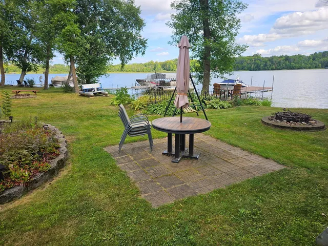 $250,000 | 10272 Lakeside Drive, Finlayson, MN 55735
